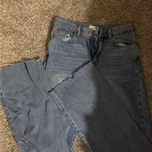 Stradivarius Light Blue Ankle Jeans